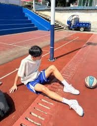 芬尼-史密斯：湖人需要通过逆境成长 有些问题在胜利时看不到